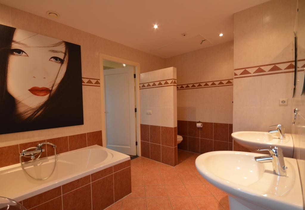 Wake Up Call Bed & Breakfast Westbroek Luaran gambar